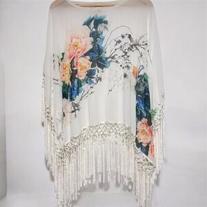 Chico's Boho Kimono Style Floral White Poncho Blouse Macrame Fringe - One Size
